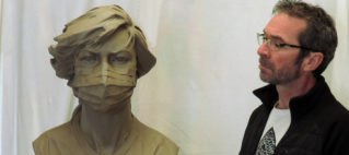 COVID 19 Sculpture en hommage aux soignants
