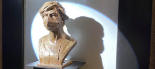 COVID 19 Sculpture en hommage aux soignants