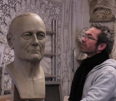 Sculpture de Jacques CHIRAC